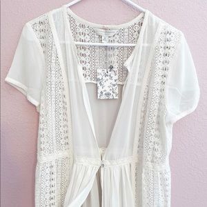 Lauren Conrad runway collection lace duster